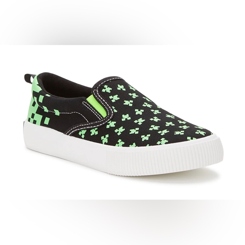 MINECRAFT Boys Slip-On Sneakers Size 4 New